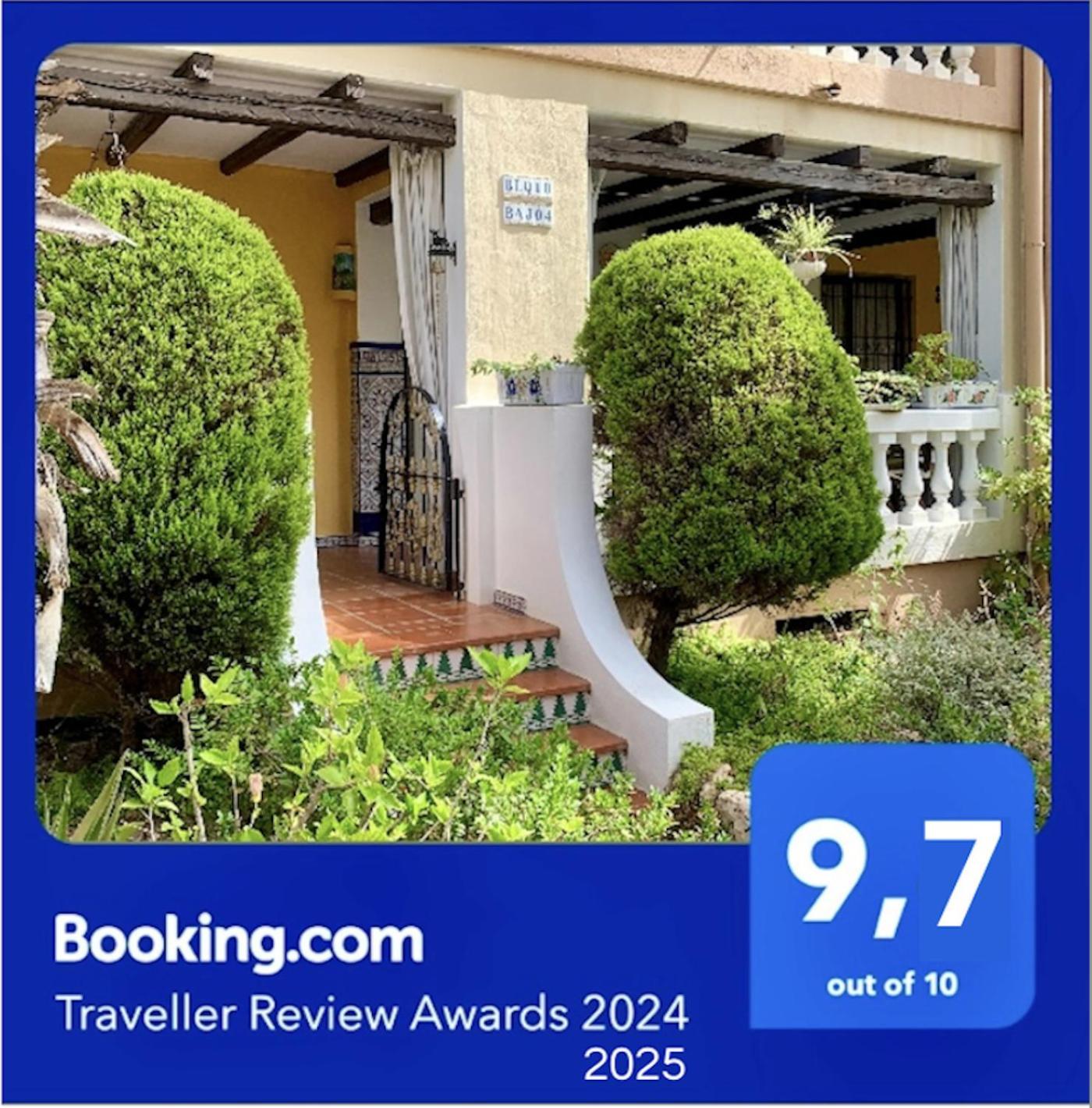 The Best House! Large Terrace Beach And Bars! Traveller Awards 2024-2025 托雷维耶哈 外观 照片